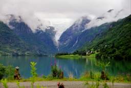 35_Am Weg zum Gletscher.JPG